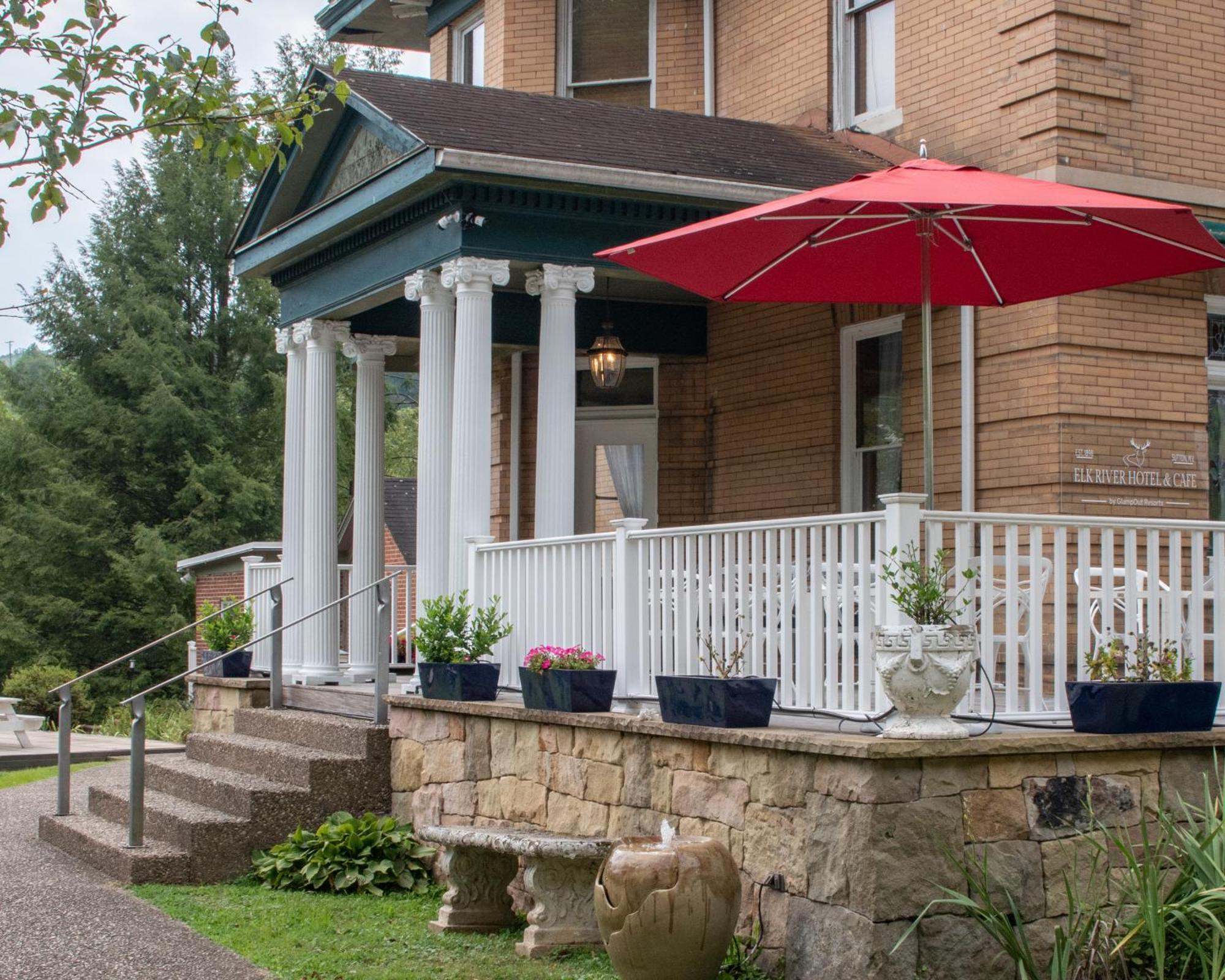 Elk River Hotel & Cafe Sutton Exterior foto
